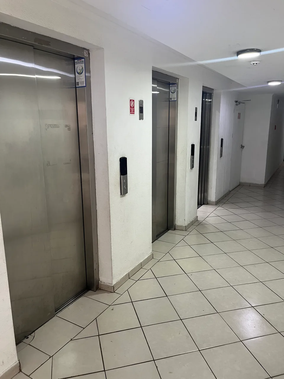 Departamento De 46 M² En Torre De 12 Pisos Con Cocina Americana, Terraza Y Acceso A Piscina, Quincho — foto 4
